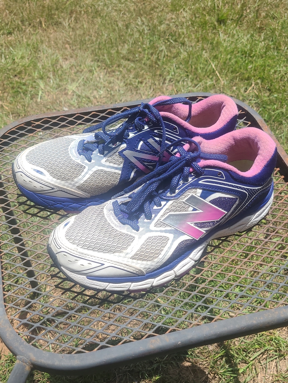 New Balance 860v5 Navy & Pink A aWomen's Athletic Sneakers Size 9